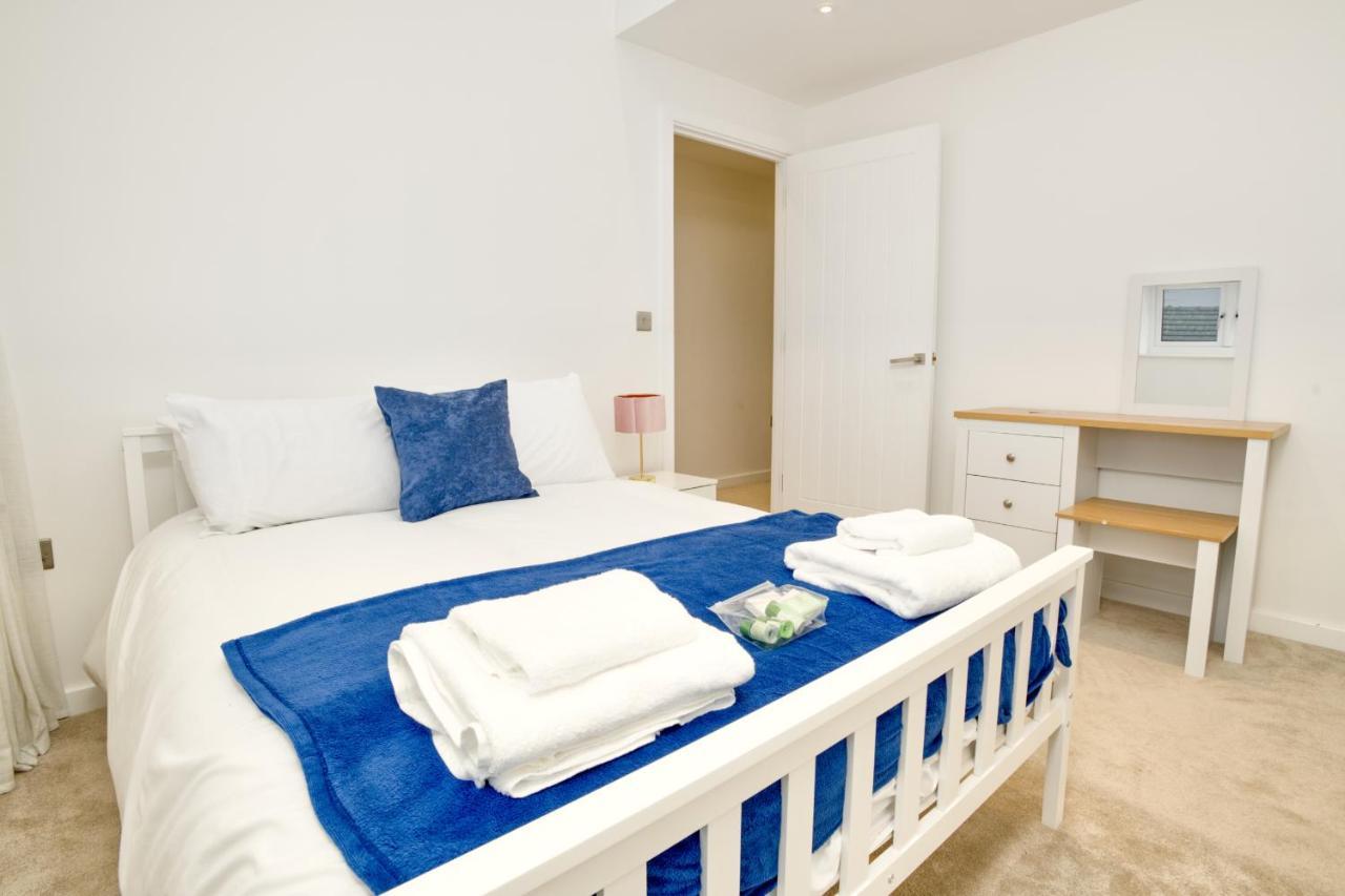 Number One On The Hill Villa ลินคอล์น ภายนอก รูปภาพ
